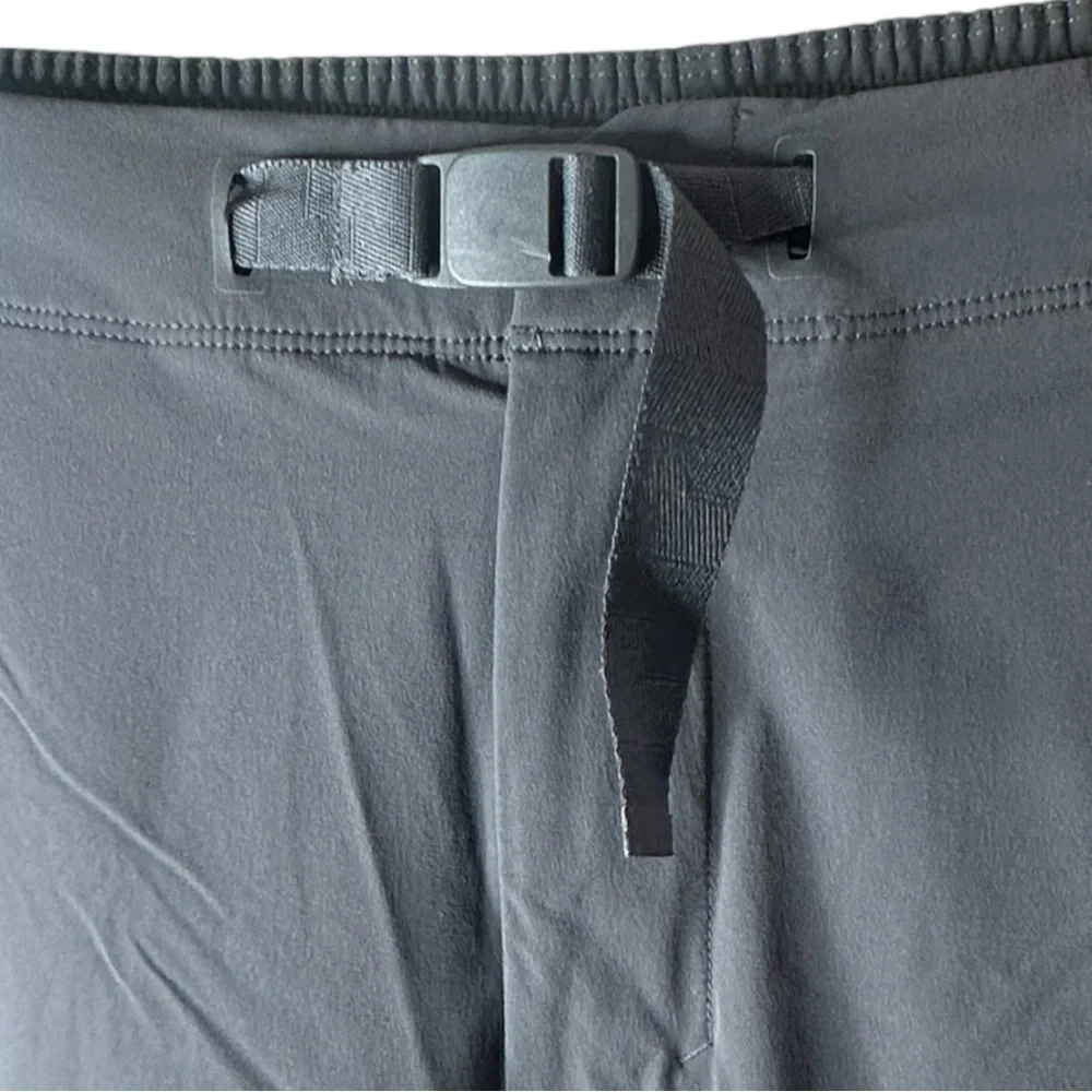 Lululemon Outdoor Training Pants Size 33